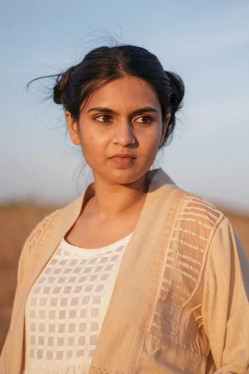 Sadhna Beige 3Q slv Lapelled overlay - Image 3