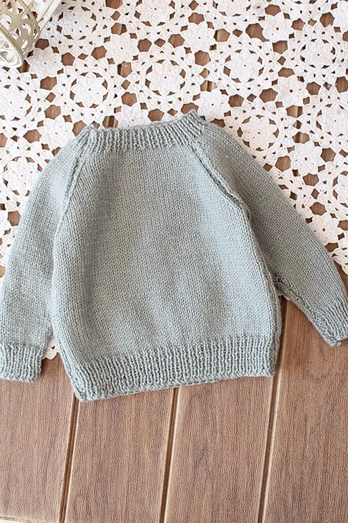 Ajoobaa Handknitted "Bow" Merino Sweater - Grey - Image 4