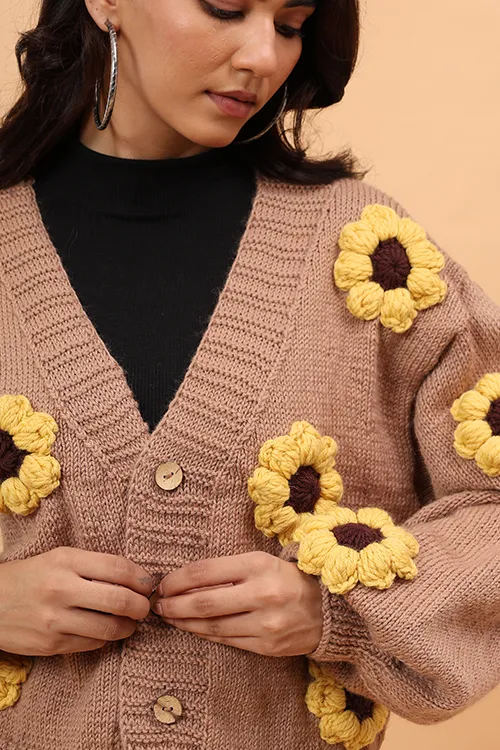 Ajoobaa "Sunflower" Handknitted Merino Sweater - Beige - Image 2