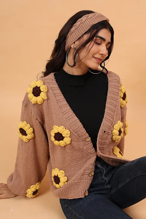 Ajoobaa "Sunflower" Handknitted Merino Sweater - Beige - Image 4