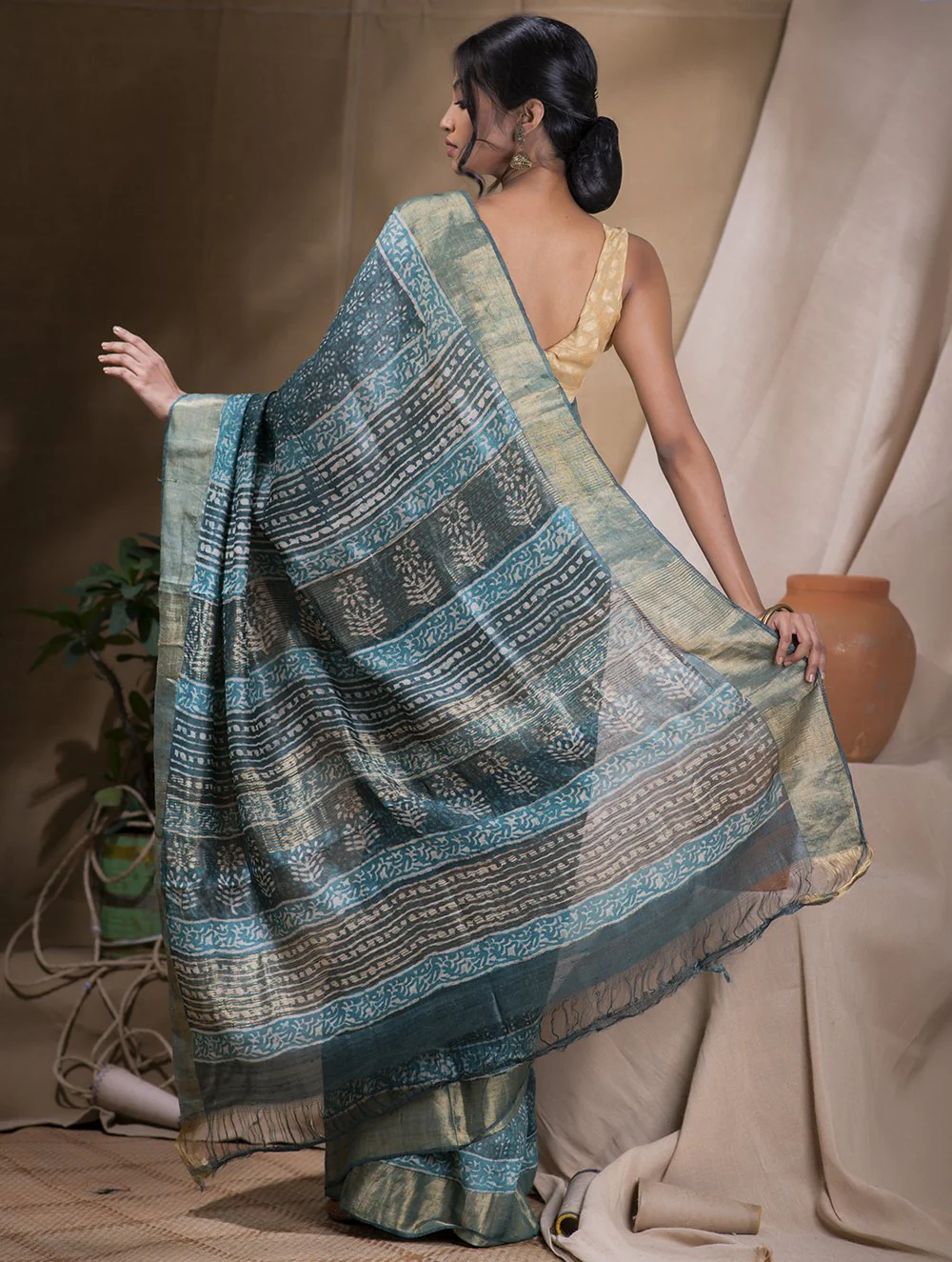 TICH Festive & Exclusive Tassar Silk Bagru Saree (With Blouse Piece) - Aqua Blue & Dull Gold - Image 4