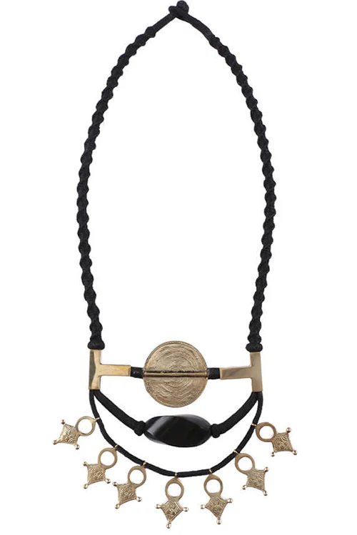 Maya Bazaar Arrow Head Wood Necklace - Image 4