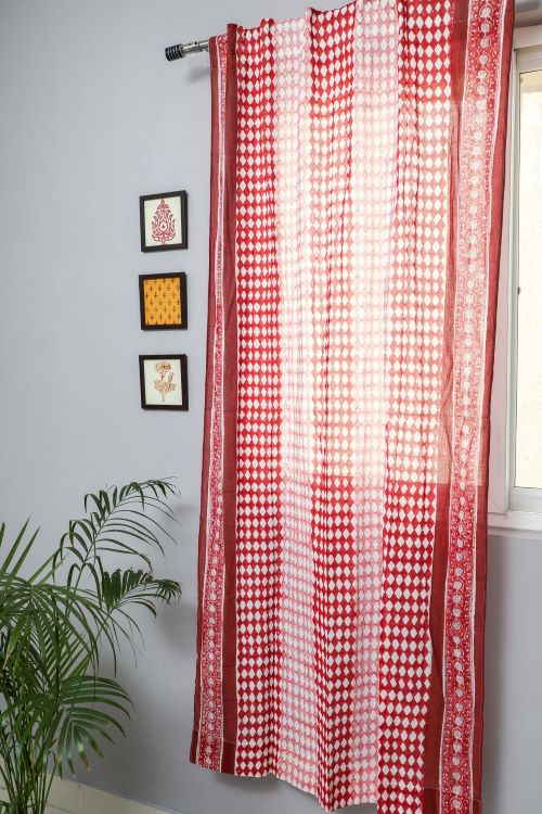 Sooti Syahi Artistic Red Illusions Hand Block Printed Door Curtain - Image 3