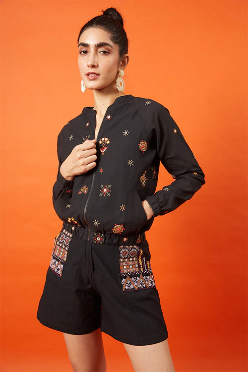 Okhai 'Arya' Pure Cotton Kutch Embroidered Shorts With Pockets - Image 5