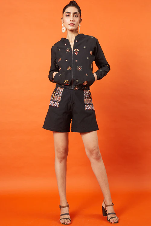 Okhai 'Arya' Pure Cotton Kutch Embroidered Shorts With Pockets - Image 6
