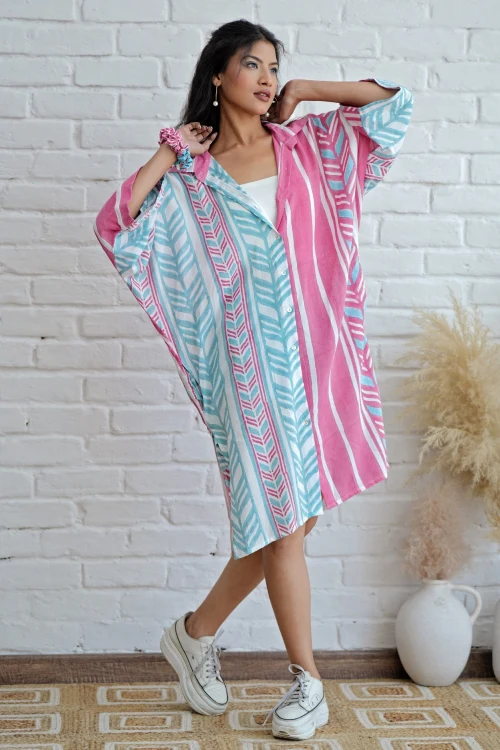 Sooti Syahi Barbie In Pink Hand Block Printed Oversize Shirt - Image 5