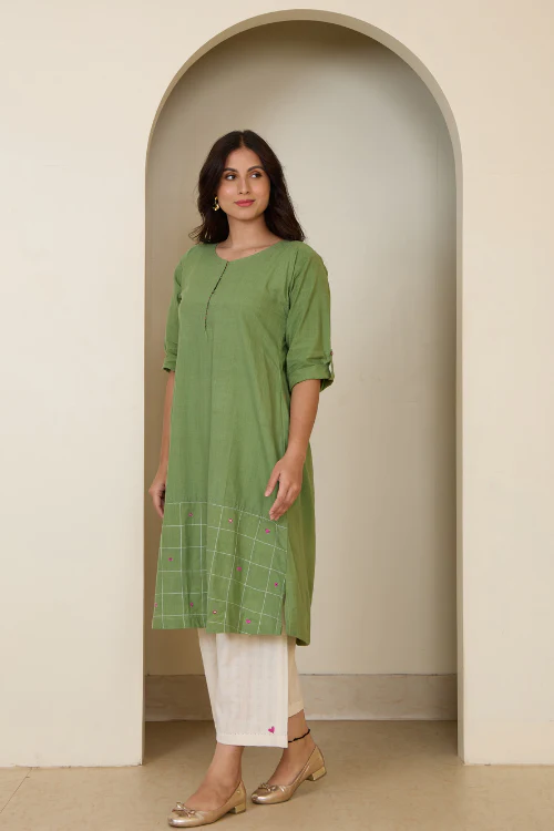 Bebaak Ada Heart Hand Embroidered & Handwoven Tunic Set - Image 3