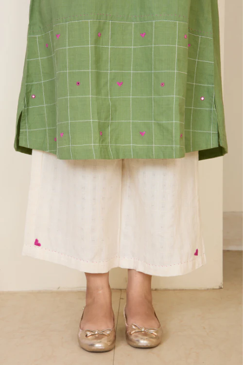 Bebaak Ada Heart Hand Embroidered & Handwoven Tunic Set - Image 4