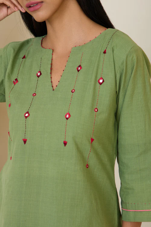 Bebaak Ada Mirror Hand Embroidered & Handwoven Kurta Set - Image 2