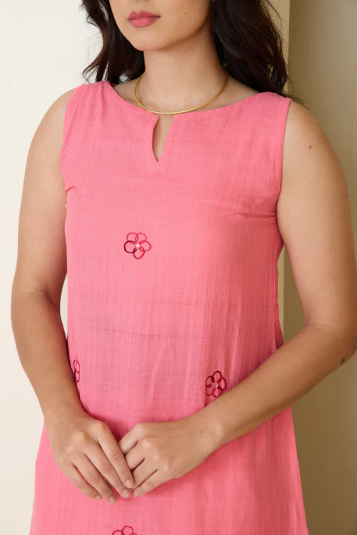 Bebaak Dia Daisy Handwoven & Hand Embroidered Kurta Set - Image 2