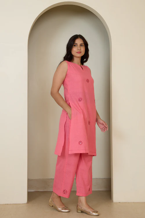 Bebaak Dia Daisy Handwoven & Hand Embroidered Kurta Set - Image 5