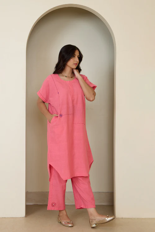 Bebaak Dia Handwoven & Hand Embroidered Antifit Tunic Set