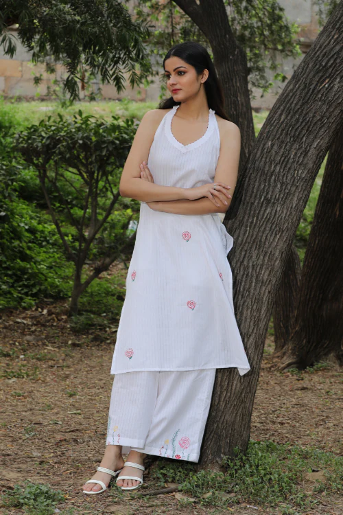 Bebaak Indian Rose Handpainted & Handwoven Tunic Set - Image 3