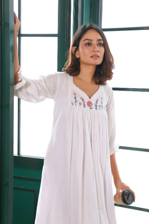 Bebaak Jasmin Handpainted & Handwoven Dress - Image 6