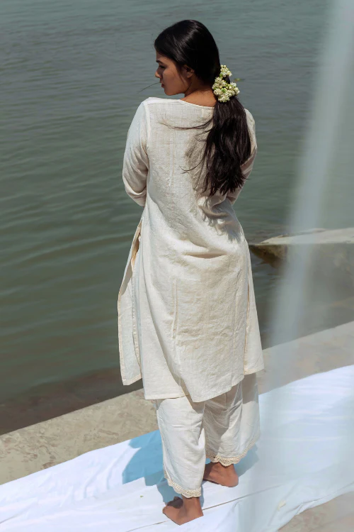 Bebaak Maahi Mirror Muslin Kurta Set - Image 5