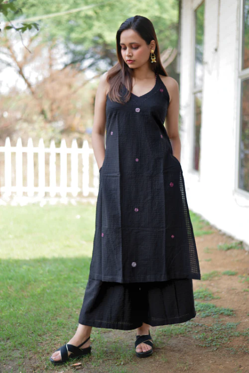 Bebaak Surmayee  Hand Embroidered & Handwoven Halter Black Kurta Set - Image 2