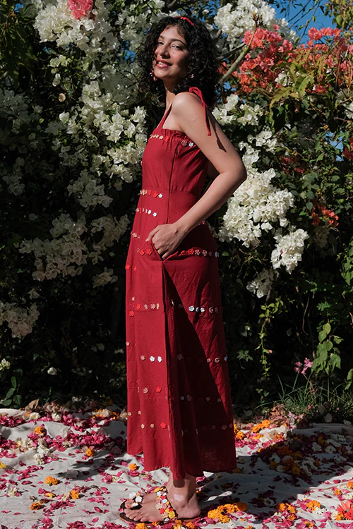 Okhai 'Bird Song' Pure Cotton Hand Embroidered Sleeveless Dress - Image 5