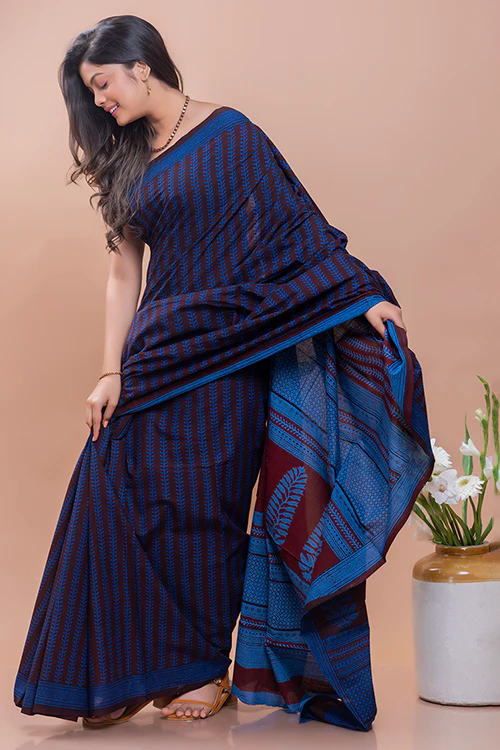 Bagh Hand Block Printed Cotton Saree - Black & Blue Vine - Image 3