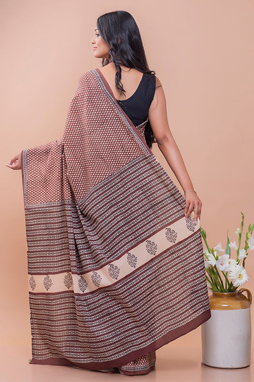 TICH Summer Classics. Bagru Block Printed Mulmul Cotton Saree - Brown Buds - Image 7