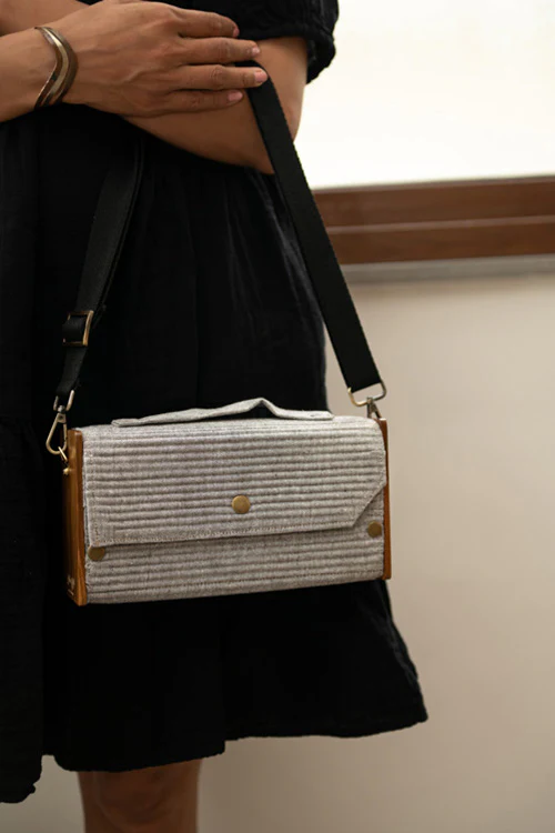 Lukka Chuppi Cadet Box Clutch - Single Sleeve - Image 2