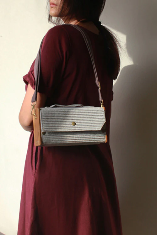 Lukka Chuppi Cadet Box Clutch - Single Sleeve - Image 3