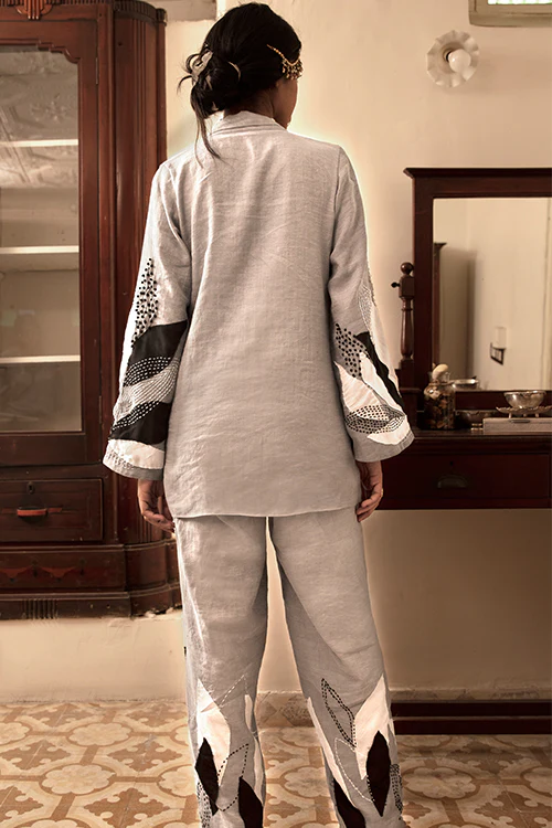 Chambray & Co. Glenn Pant Suit Set - Image 4