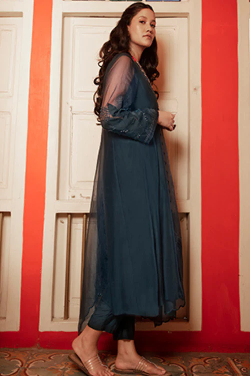 Chambray & Co. Roohani Kurta Set - Image 3