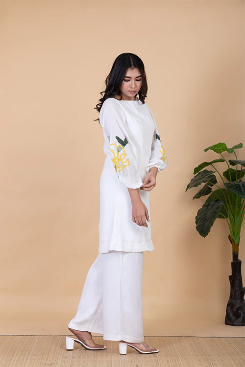 Chambray & Co.'S Aurora Applique Vegan Silk Coord Set - Image 3