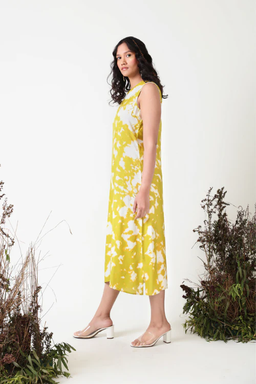 Chambray & Co.'S Autumn Pompom Jacket & Tie Dye Dress Set - Image 9