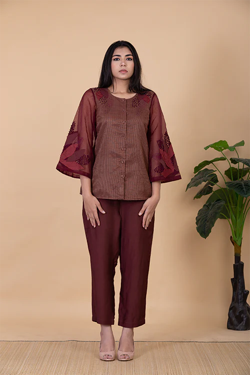 Chambray & Co.'S Daliah Applique Vegan Silk Coord Set - Image 6