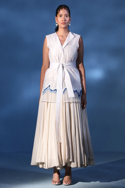 Chambray & Co.'S Evian Resham Thread Embroidery Silk Set
