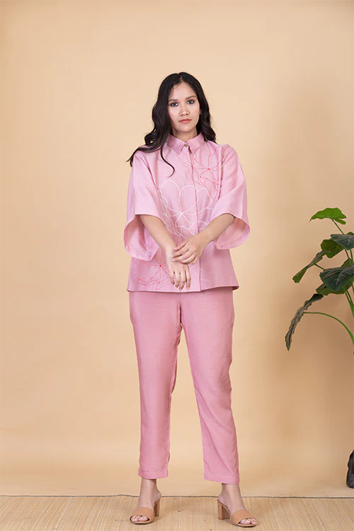 Chambray & Co.'S Fiah Vegan Silk Coord Set
