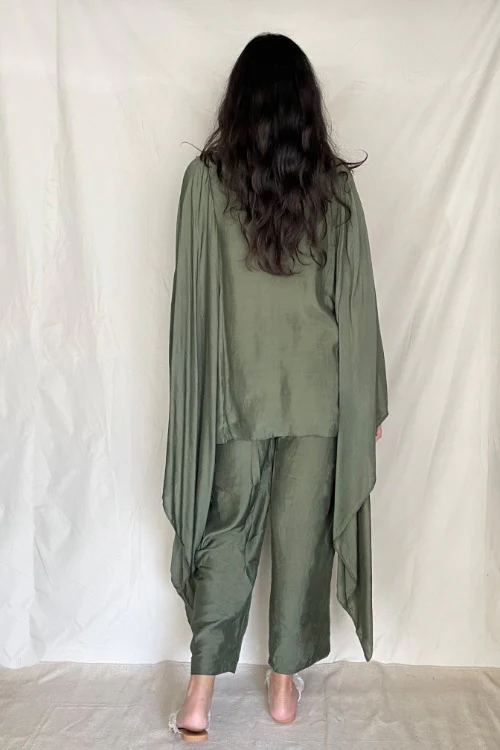 Chambray & Co.s Ivanna Top - Image 4