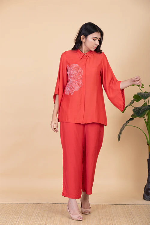 Chambray & Co.'S Kyla Vegan Silk Coord Set - Image 4