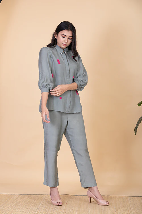 Chambray & Co.'S Leilah Applique Vegan Silk Coord Set - Image 2