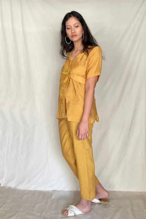 Chambray & Co.s Yulia Top - Image 8