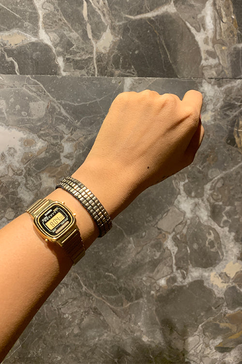 Dhaaga Chic Glam Golden Band Bracelet - Image 3