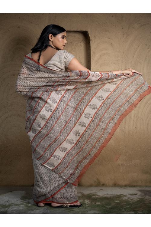 Classic Appeal. Bagru Hand Block Printed Kota Doria Saree - Beige Elegance - Image 5