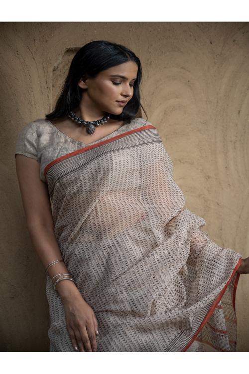 Classic Appeal. Bagru Hand Block Printed Kota Doria Saree - Beige Elegance - Image 8