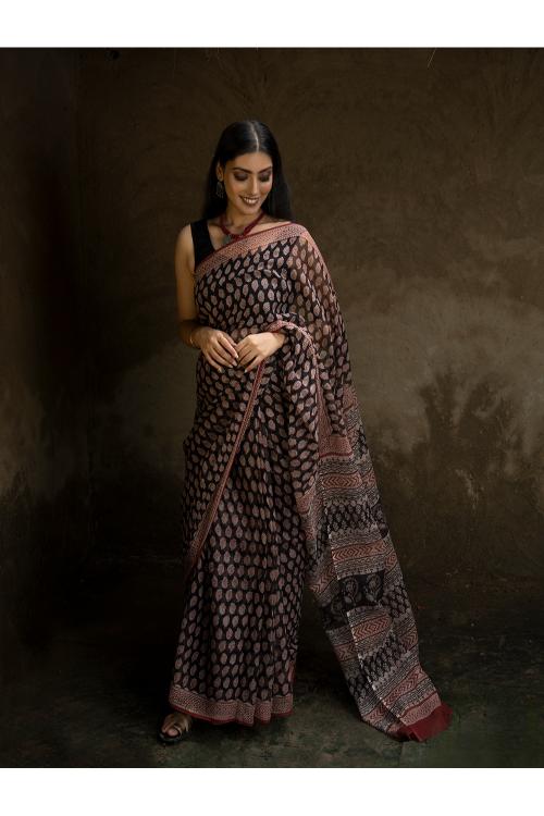 Classic Appeal. Bagru Hand Block Printed Kota Doria Saree - Black Ornate - Image 4