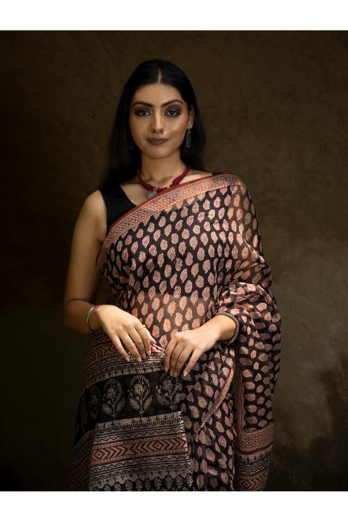 Classic Appeal. Bagru Hand Block Printed Kota Doria Saree - Black Ornate - Image 9