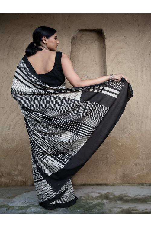 TICH Classic Appeal. Bagru Hand Block Printed Mul Cotton Saree - Bold Stripes - Image 5