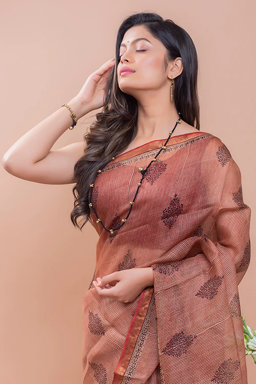 TICH Classic Elegance. Bagru Block Printed Kota Silk Doria Saree - Red Ornate - Image 3