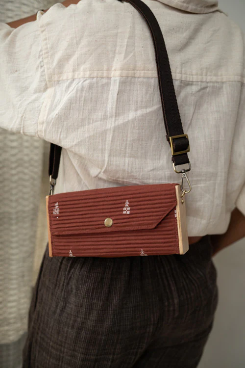 Lukka Chuppi Cocoa Mini Clutch - Single Sleeve - Image 5
