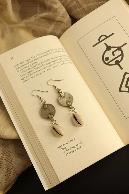 Whebyabira-Coin-&-Cowrie-Shell-Dangler - Image 4