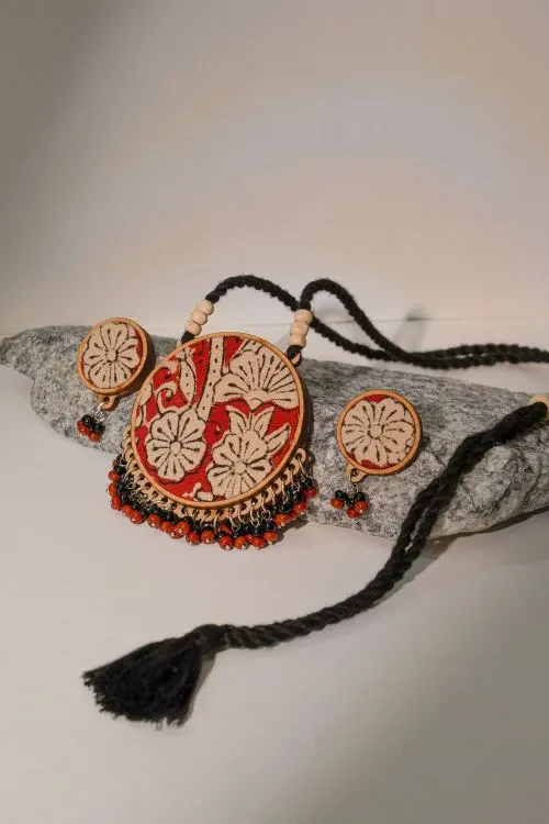 WHE Two In One Black And Red Repurposed Fabric And Wood Round Pendant & Earrings - Image 3