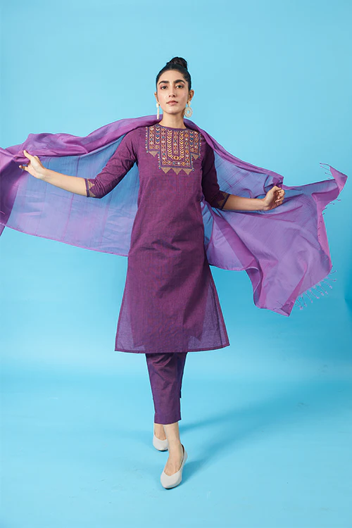 Okhai 'Imperial' Kutch Embroidered Kurta Pant Dupatta Set - Image 6