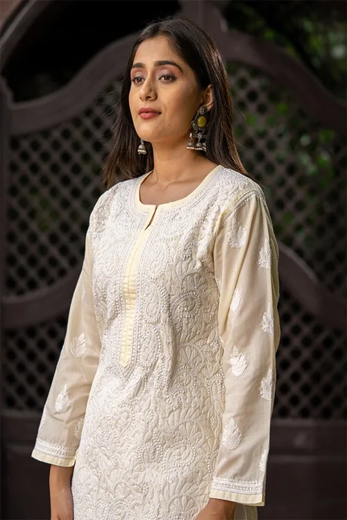 Craftroots All-Over Chikankari Embroidered Kurta - Image 2