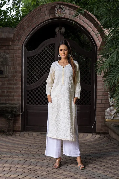 Craftroots Chikankari Embroidered Kurta - Image 5