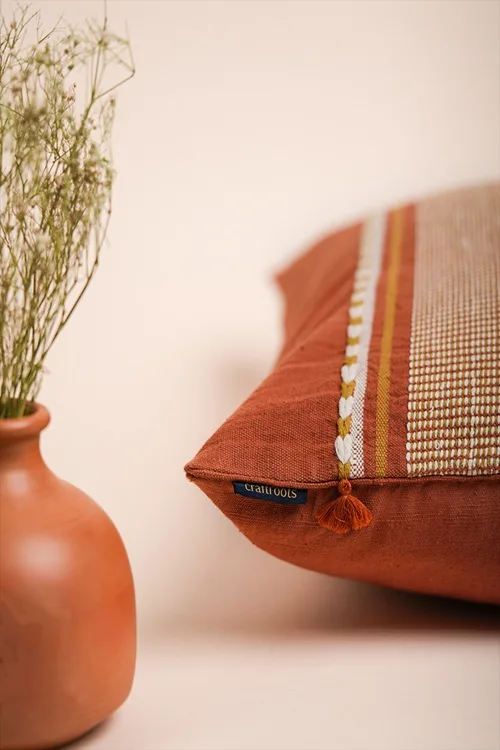 Craftroots Dashesh Kala Cotton Cushion Cover - Image 4